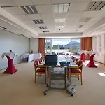 Hotel Skycity Atrigon