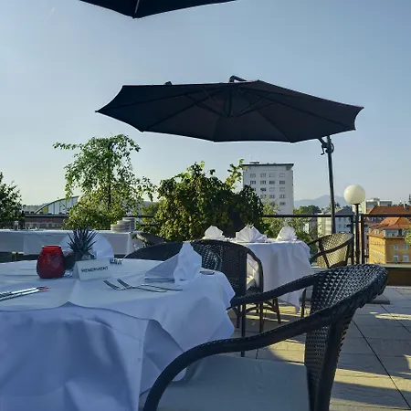 ホテル Skycity Atrigon