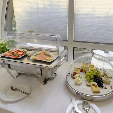 فندق Skycity Atrigon 4*