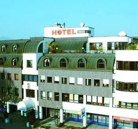Skycity Atrigon 4*